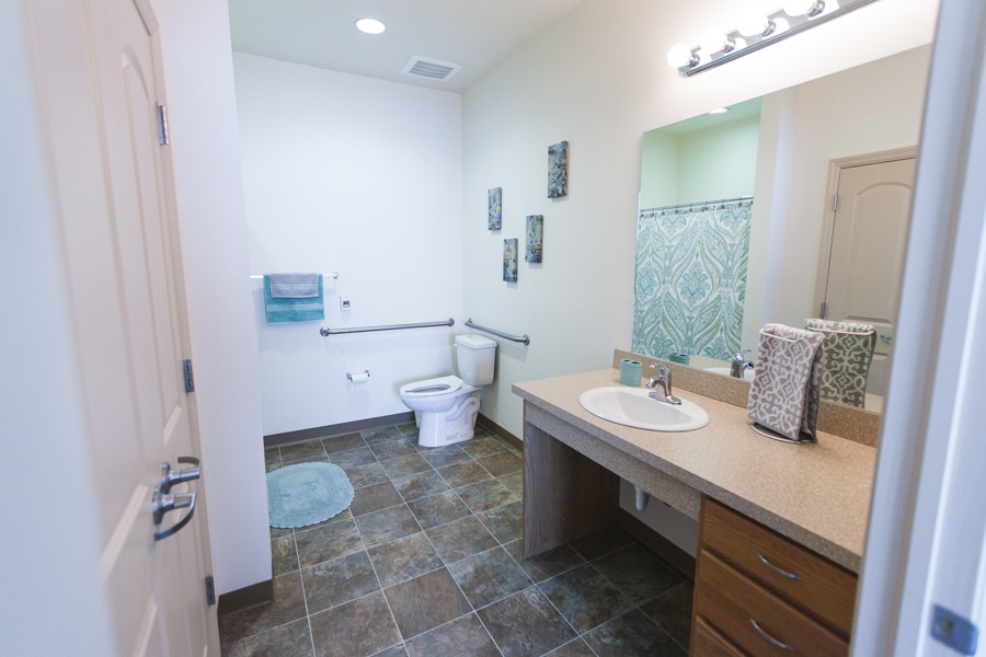 ANGELS SENIOR LIVING AT NEW TAMPA LLC - Photo 4