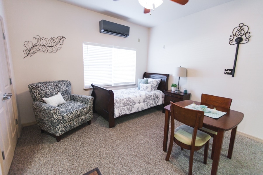 ANGELS SENIOR LIVING AT NEW TAMPA LLC - Photo 9