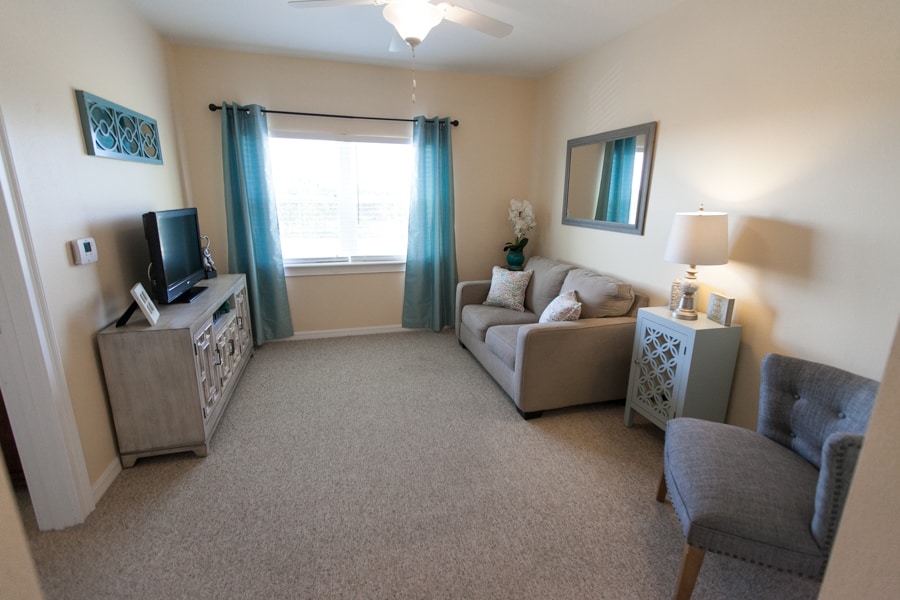 ANGELS SENIOR LIVING AT CONNERTON COURT, LLC - Photo 7