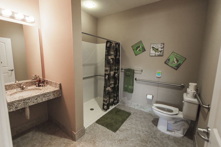 ANGELS SENIOR LIVING AT THE LODGES AT IDLEWILD - Photo 4