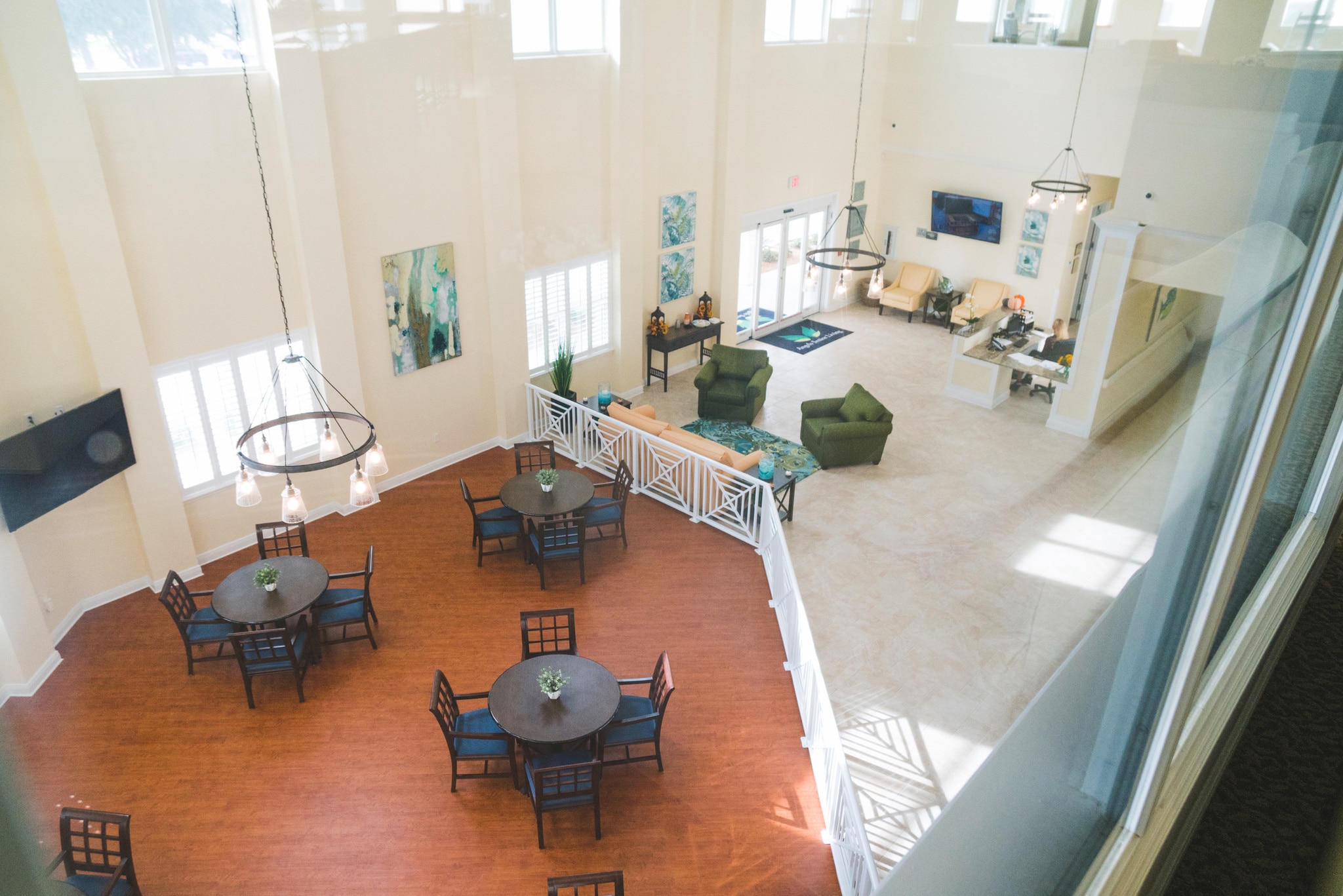 ANGELS SENIOR LIVING AT SARASOTA - Photo 7